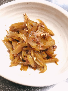 新わかめの茎とはちみつ梅の佃煮-レシピのメイン写真