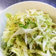 胡麻油香る♪爽やか春キャベツの塩麹サラダ