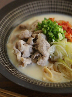 豚シャブとキムチのこくマロうどん風-レシピのメイン写真