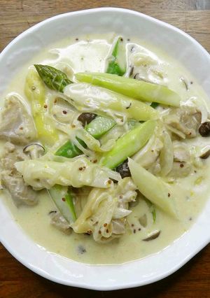 鶏とアスパラとクリームソースの炊き合せ-レシピのメイン写真