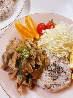 まいたけと豚こまのバタぽん炒め-レシピのメイン写真