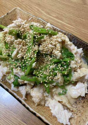 せりとサラダチキンのごまドレッシング和え-レシピのメイン写真