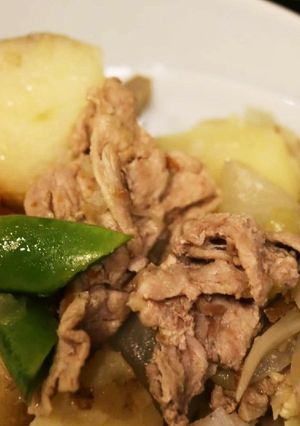 staubで豚肉を使った塩肉じゃが-レシピのメイン写真