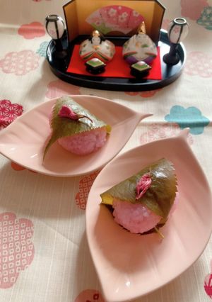 ピンクの道明寺で桜餅-レシピのメイン写真