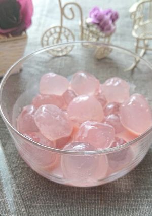 桃味わらびもちにストロベリーチョコがけ-レシピのメイン写真