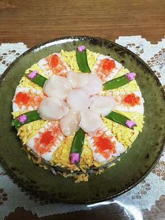 散らし寿司の押しお寿司ケーキです。-レシピのメイン写真
