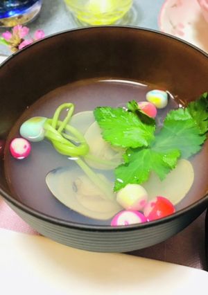 雛祭り・はまぐりのお吸い物・三つ葉・お麩-レシピのメイン写真