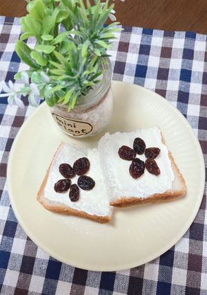 ♡クリームチーズのお花トースト♡-レシピのメイン写真