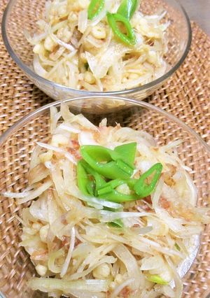 天かすと新玉ねぎのおかか和え-レシピのメイン写真