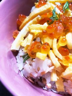 鮭寿司(鮭のちらし寿司) うちの雛祭り♪-レシピのメイン写真