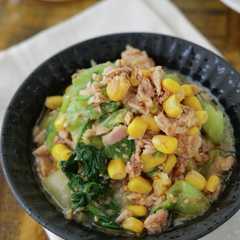 รูปของ ごま油香る！チンゲン菜とツナ缶の和え物