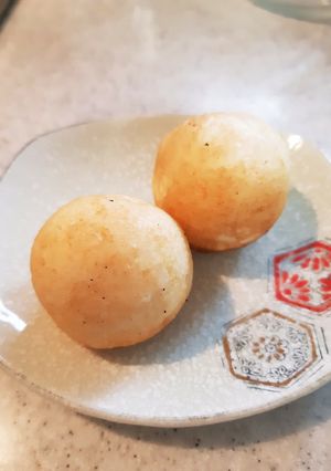 材料3つ◎簡単◎チョコ入りドーナツ-レシピのメイン写真