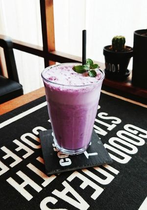おうちカフェ★ブルーベリーミルク-レシピのメイン写真