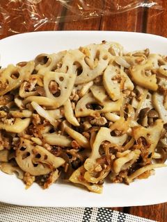 れんこんとひき肉の炒めもの-レシピのメイン写真