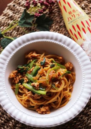 魅惑のハリッサで♡エスニック風焼きそば-レシピのメイン写真