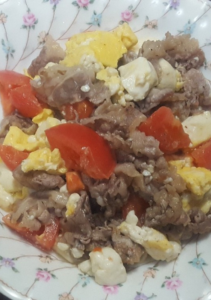 トマトと牛肉のフワトロ卵炒め-レシピのメイン写真