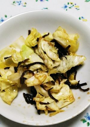 誰でも出来る！簡単キャベツの塩昆布あえ-レシピのメイン写真