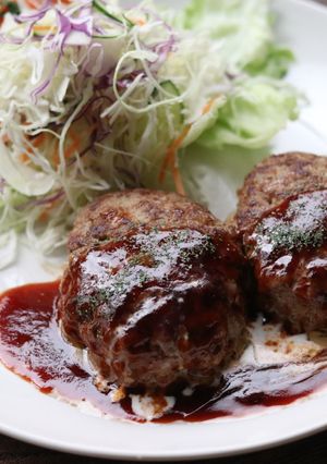 チーズが溶ろける♪チーズインハンバーグ-レシピのメイン写真