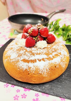 フライパンでふわふわスポンジケーキ-レシピのメイン写真