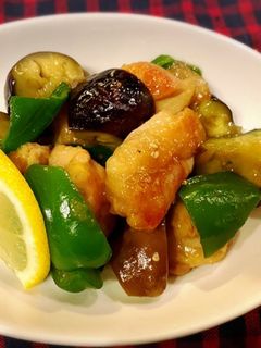 鶏肉と茄子とピーマンの麺つゆバター炒め♪-レシピのメイン写真