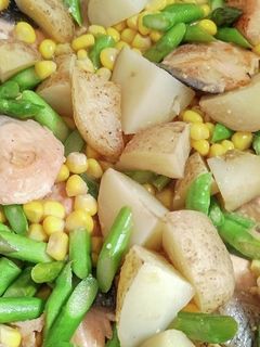 鮭とジャガイモとアスパラの味噌バター炒め-レシピのメイン写真