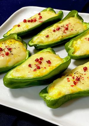 ピーマンのマヨたま詰めチーズ焼き！-レシピのメイン写真