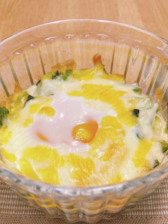 ほうれん草の巣ごもりチーズ卵-レシピのメイン写真