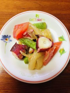 タコと野菜のオリーブオイルわさびマリネ-レシピのメイン写真