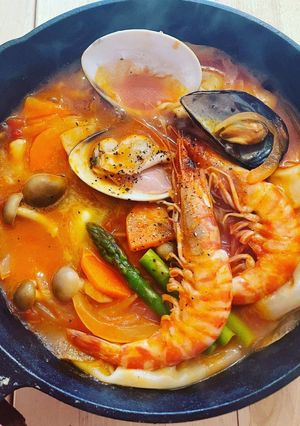餃子の皮でラビオリ！コク旨ペスカトーレ♪-レシピのメイン写真