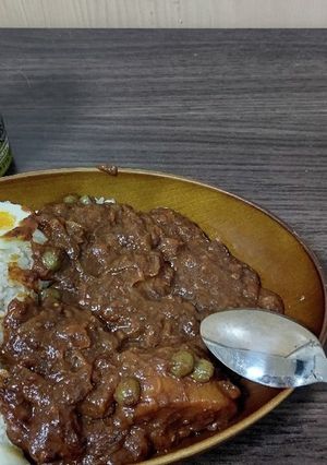 赤ワインで煮込む濃厚コンビーフカレー-レシピのメイン写真
