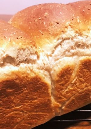 ふわふわミルク食パン♪グラハム入り-レシピのメイン写真