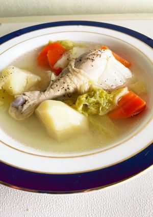 骨付き鶏肉のスープ-レシピのメイン写真