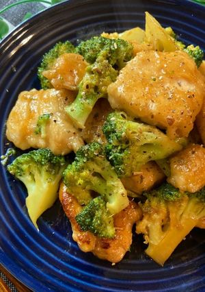 鶏むね肉とブロッコリーの焦がしマヨ醤油-レシピのメイン写真