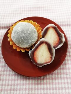 いちご大福(白玉粉をレンジで簡単に)-レシピのメイン写真