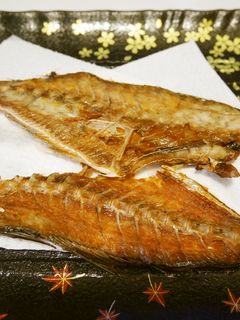 アジの骨せんべい★香ばしくて美味しい-レシピのメイン写真
