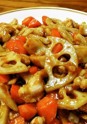 黒酢で鶏背肉にレンコン&にんじん。-レシピのメイン写真