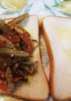 お手軽ホットサンド②～新ごぼうの炊きあげ-レシピのメイン写真