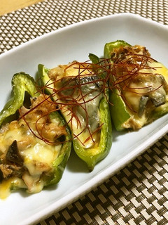 ピーマンの鯖味噌チーズ焼き-レシピのメイン写真