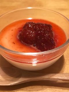 甘酒豆乳プリン(苺ソースがけ)-レシピのメイン写真