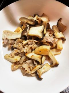 豚肉とエリンギのにんにく塩炒め-レシピのメイン写真
