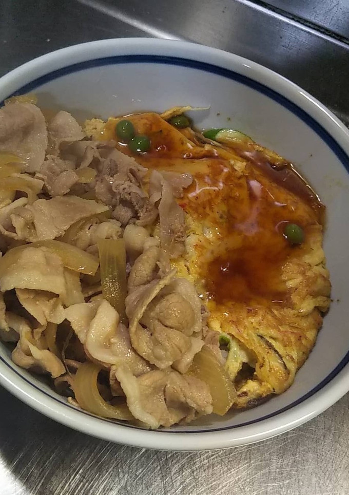 豚丼と天津丼のハーフ&ハーフ(*≧∀≦*-レシピのメイン写真