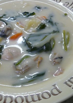 カキとほうれん草のクリームシチュー♪-レシピのメイン写真