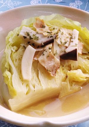 ざっくり切った春キャベツのスープ煮-レシピのメイン写真