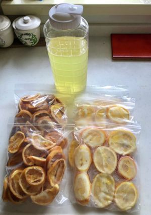 氷砂糖のレモンシロップを作った後のレモン-レシピのメイン写真