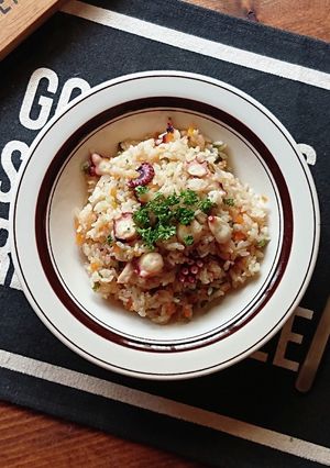 炊飯器で簡単★タコピラフ♪-レシピのメイン写真