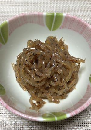 ヘルシー！こんにゃくの梅おかか炒め-レシピのメイン写真