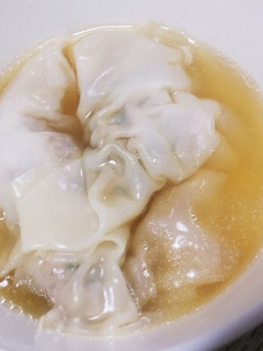 まな板要らずの簡単ワンタンスープ-レシピのメイン写真