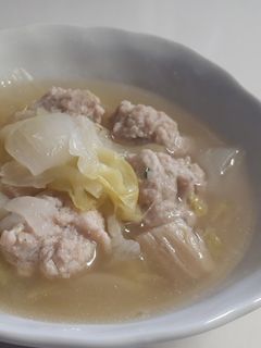 新玉ねぎ春キャベツふんわり鶏つくねスープ-レシピのメイン写真