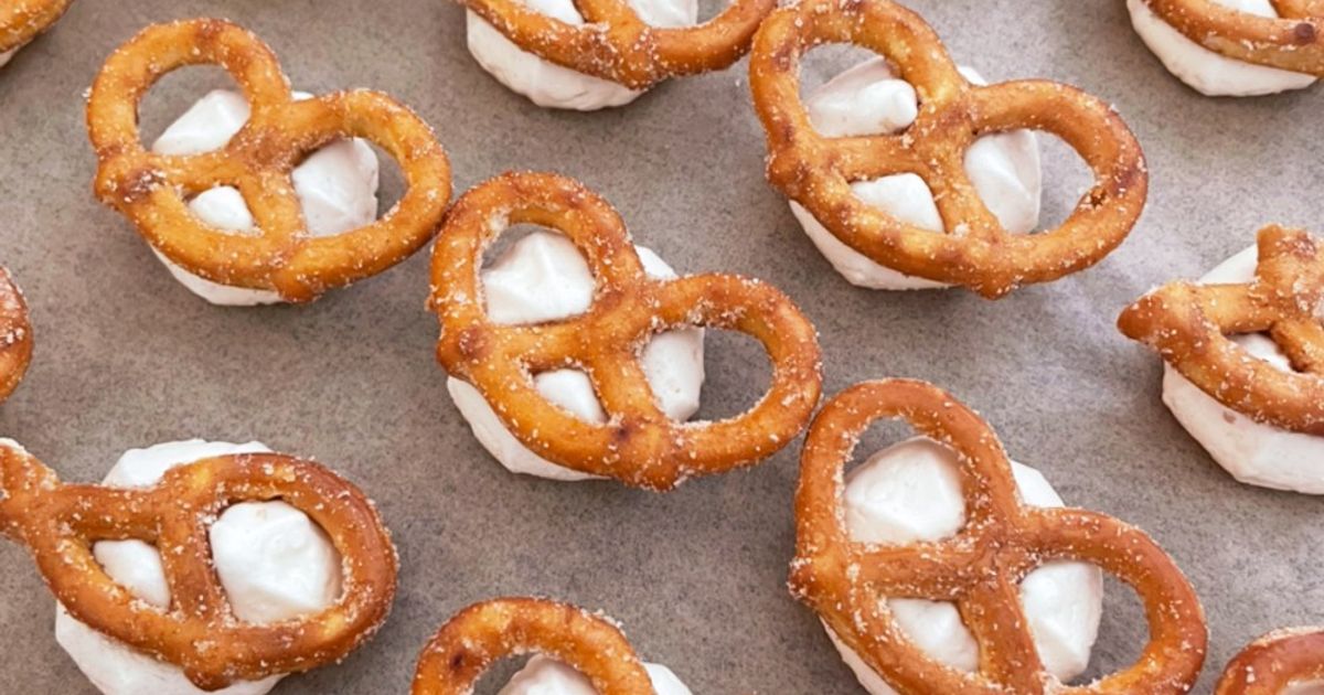 プレッツェルメレンゲクッキー by __ちゃむ__ 【クックパッド】 簡単