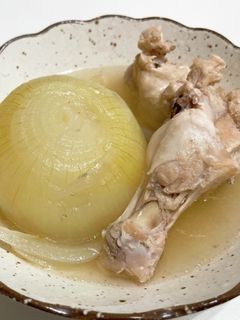 玉ねぎと鶏手羽 スープ-レシピのメイン写真